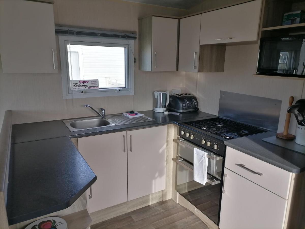 The Sandcastle - Family Holiday Home Near The Beach Camber Екстер'єр фото